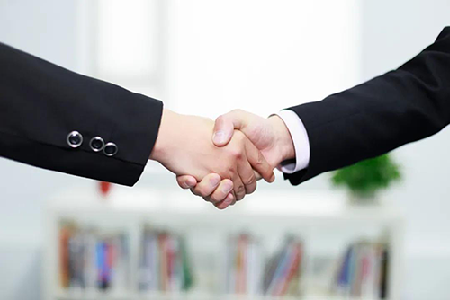 秉持着“专注创新，用心服务”的理念，不朽情缘mg官网一直把每一个客户当作是公司的VIP