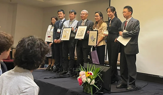 美中专家跨界探AI：优化技术应用&加持生物医药创新